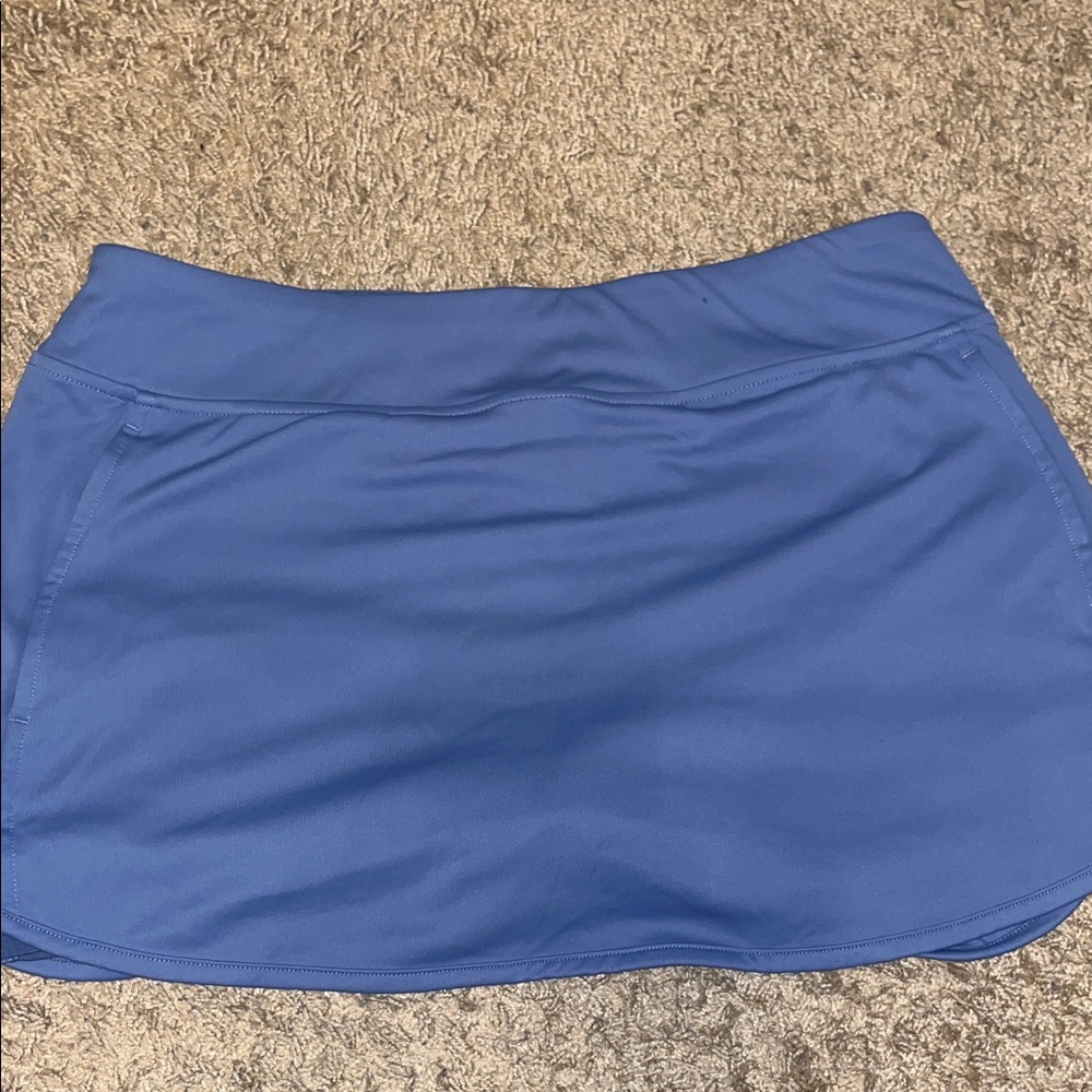 Blue athletic skort perfect for the gym :)